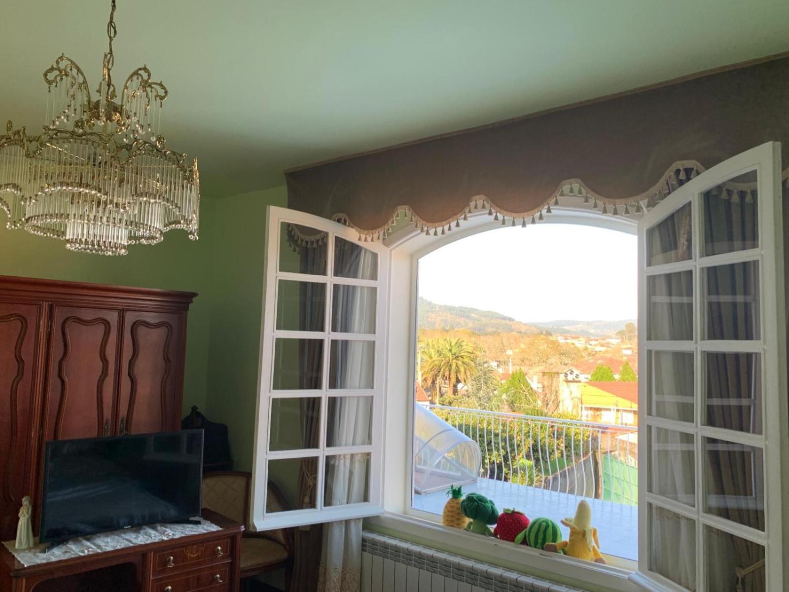 La Maison D'abelleira Homestay *